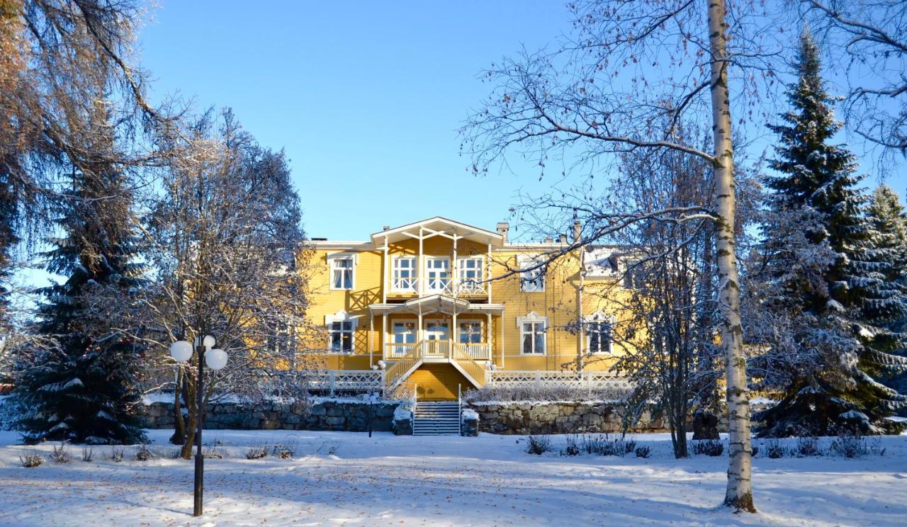 Karolineburg Manor House Hotel Kajaani Exterior foto